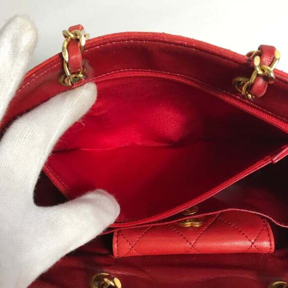 CHANEL Vintage Shoulder Bag - Picture 12 of 12